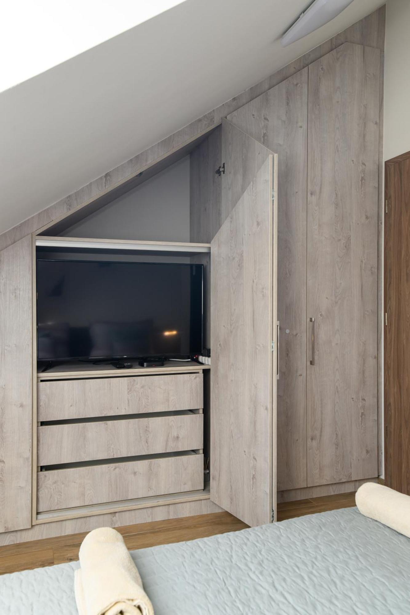 Domino Suite Eger Exteriör bild